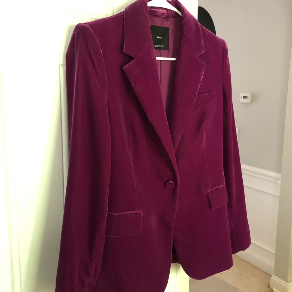 New: MNG Mango Structured Velvet Blazer. Size 6 - Picture 8 of 12